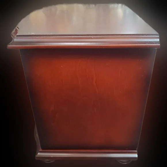 Vintage Bombay Company Mahogany Jewelry Chest - Picture 5 of 7